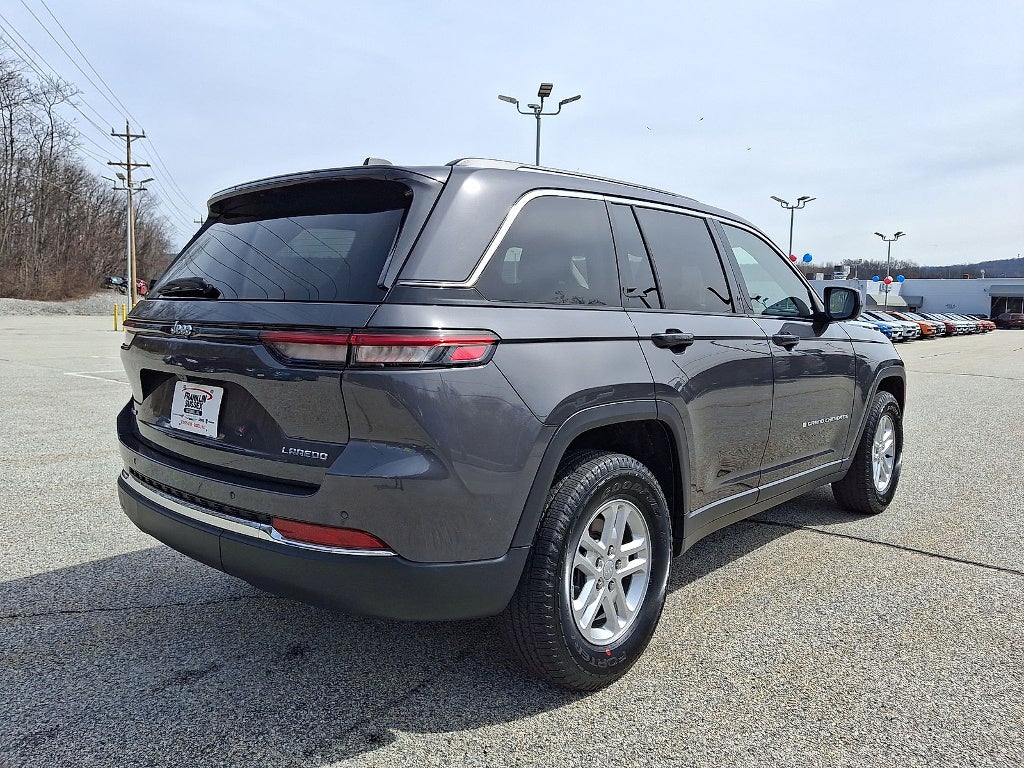 2023 Jeep Grand Cherokee Laredo
