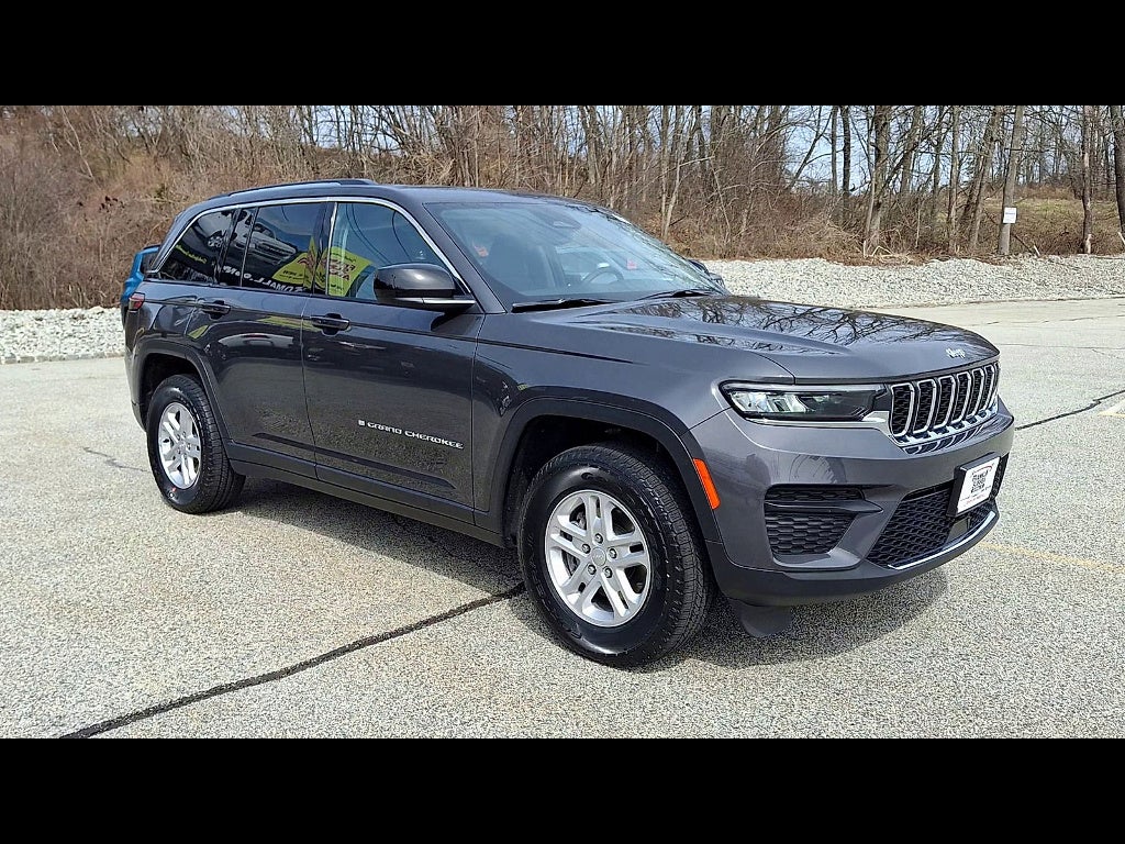 2023 Jeep Grand Cherokee Laredo