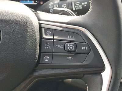 2023 Jeep Grand Cherokee Laredo