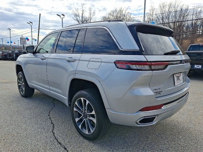 2022 Jeep Grand Cherokee Overland