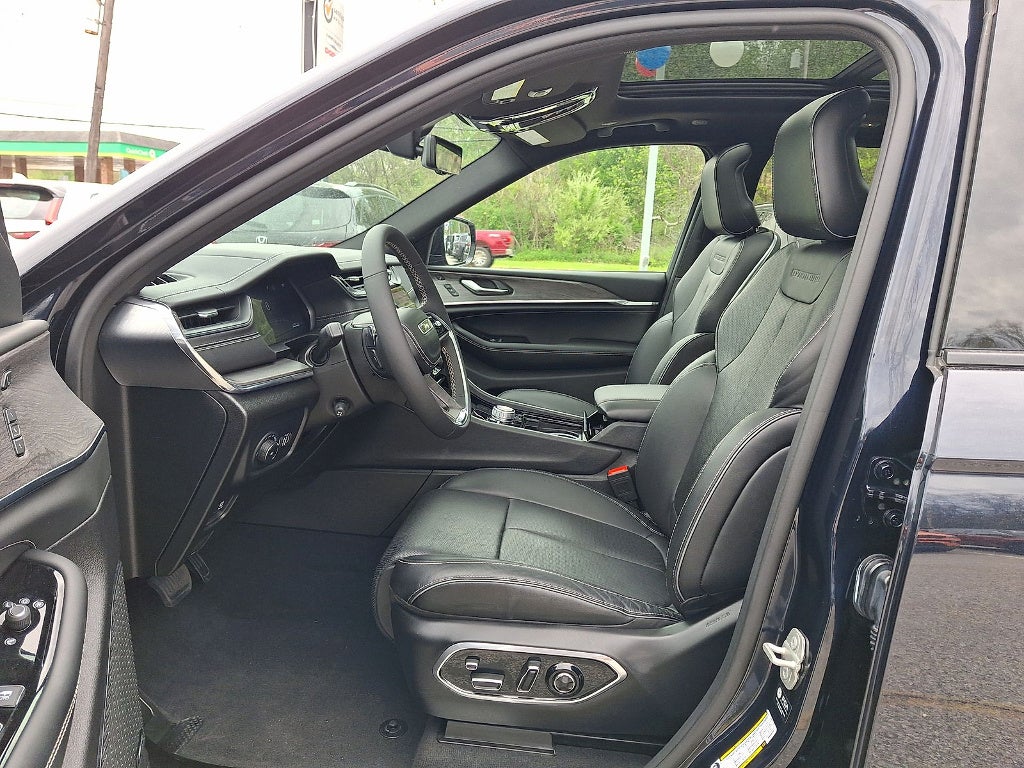 2024 Jeep Grand Cherokee Overland