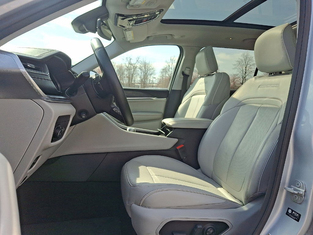 2022 Jeep Grand Cherokee L Overland