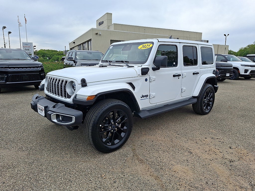 2025 Jeep Wrangler 4xe Sahara 4xe