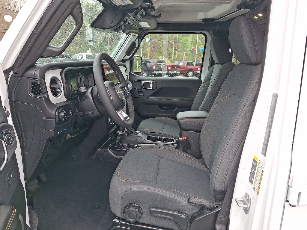 2025 Jeep Wrangler 4xe Sahara 4xe