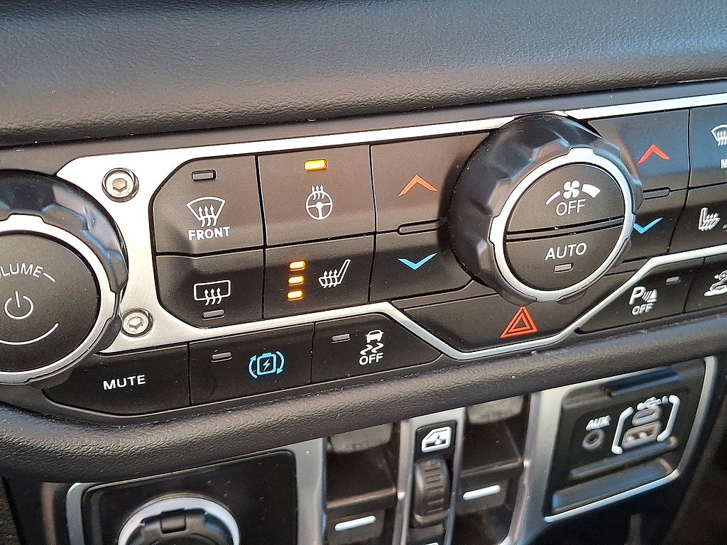 2024 Jeep Wrangler 4xe Sahara 4xe