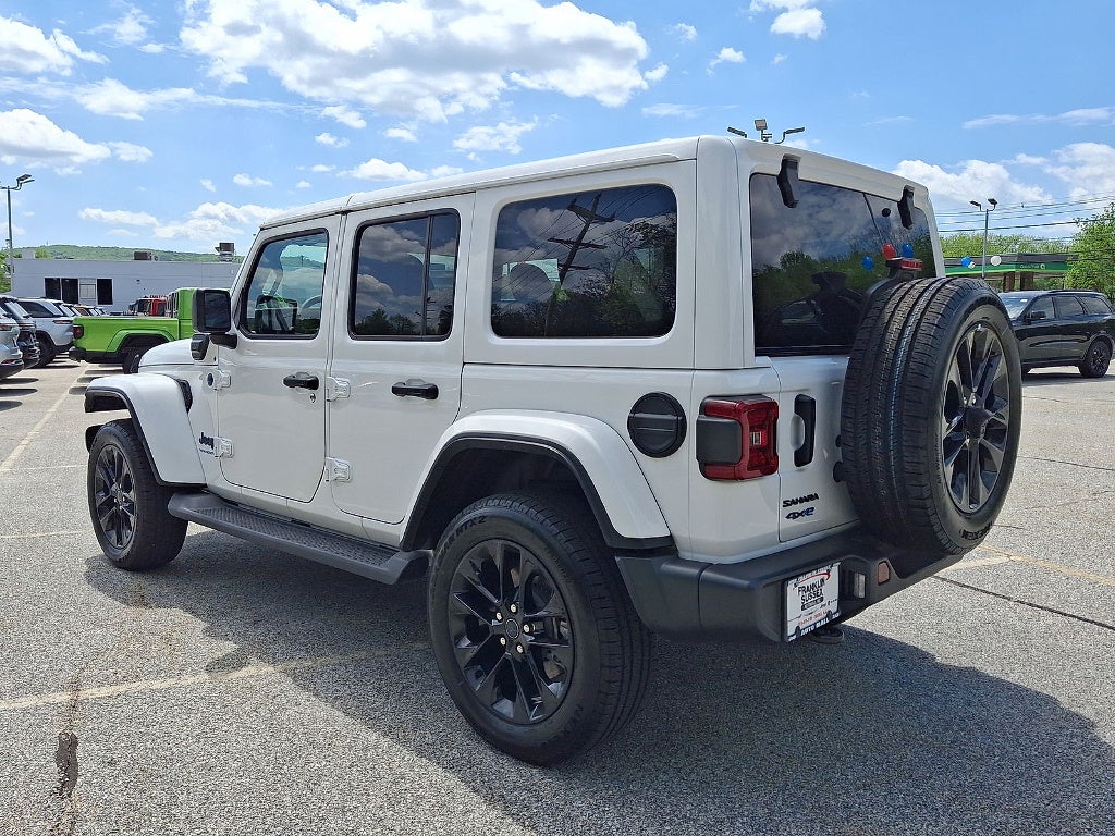 2025 Jeep Wrangler 4xe Sahara 4xe