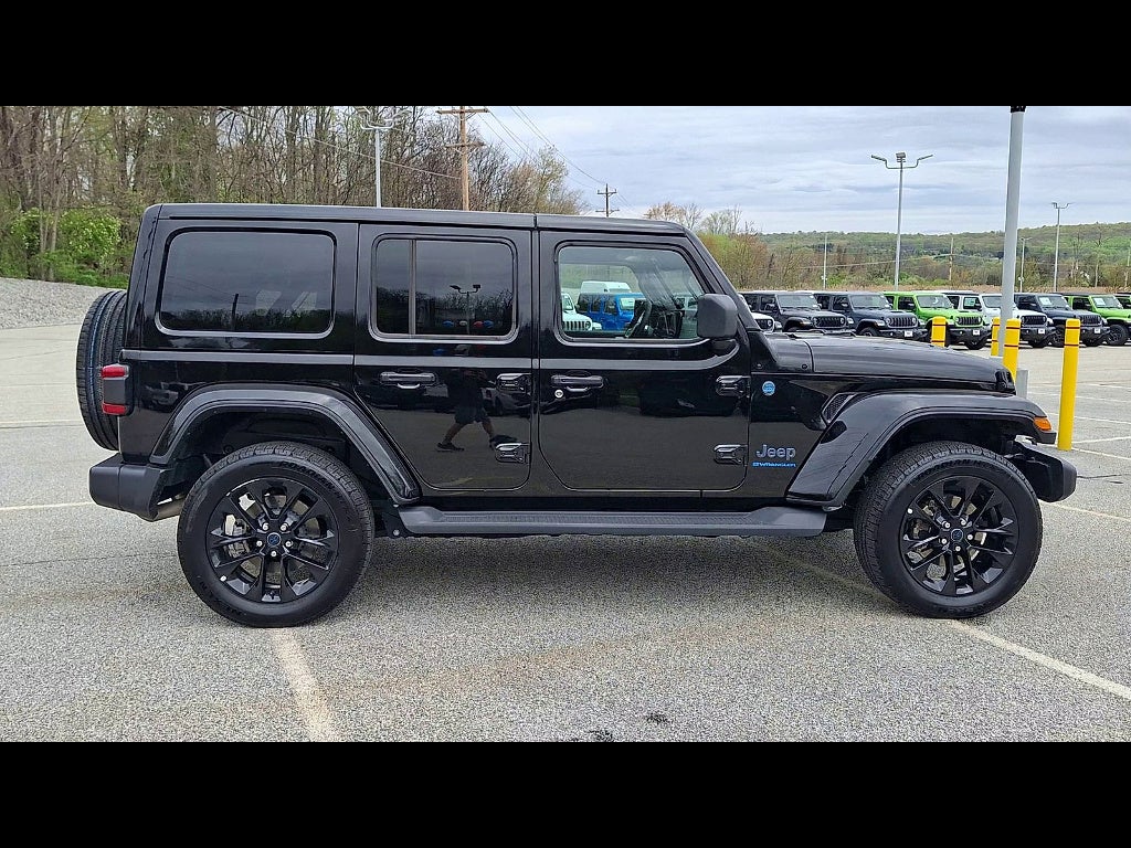 2025 Jeep Wrangler 4xe Sahara 4xe