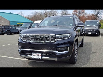 2022 Jeep Grand Wagoneer Series III