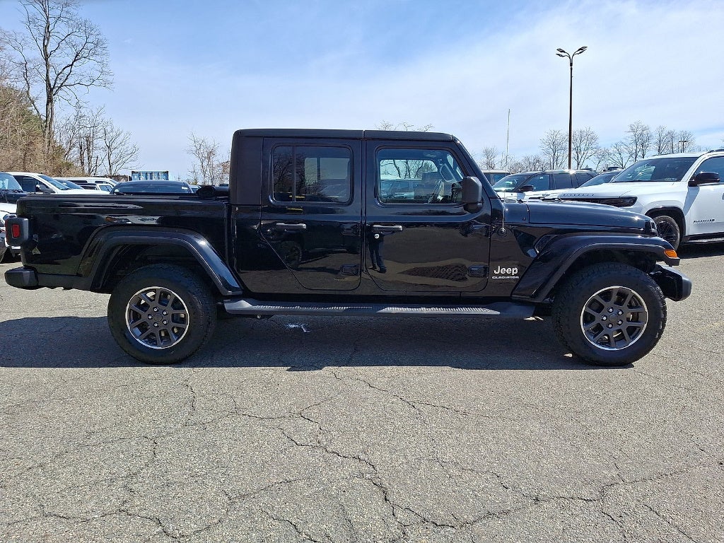 2021 Jeep Gladiator Overland