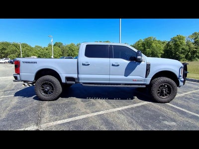 2025 Ford F-250 Platinum