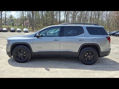 2023 GMC Acadia AT4