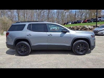 2023 GMC Acadia AT4
