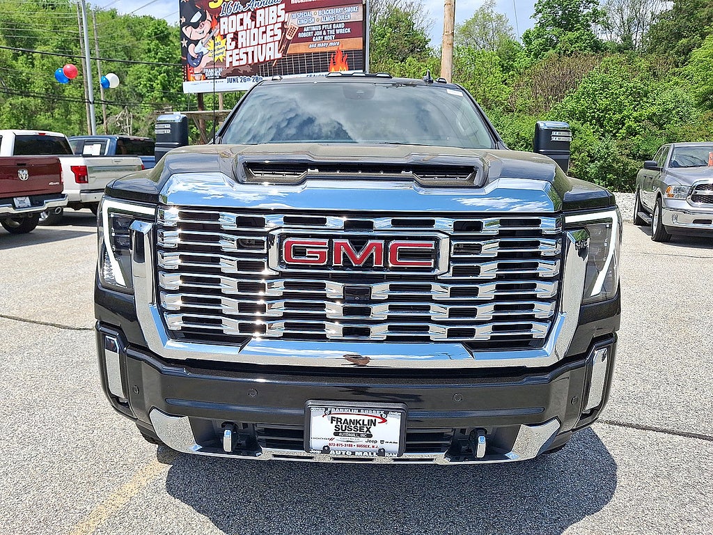 2024 GMC Sierra 2500HD Denali
