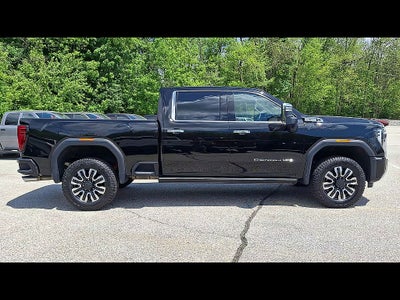 2024 GMC Sierra 2500HD Denali