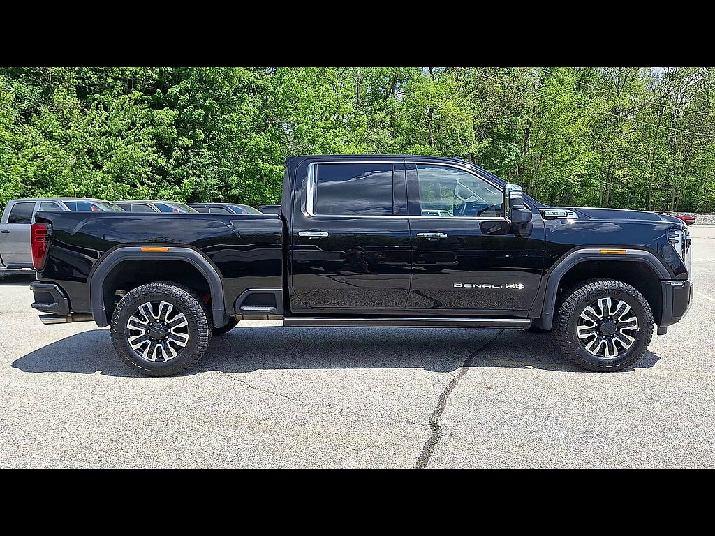 2024 GMC Sierra 2500HD Denali