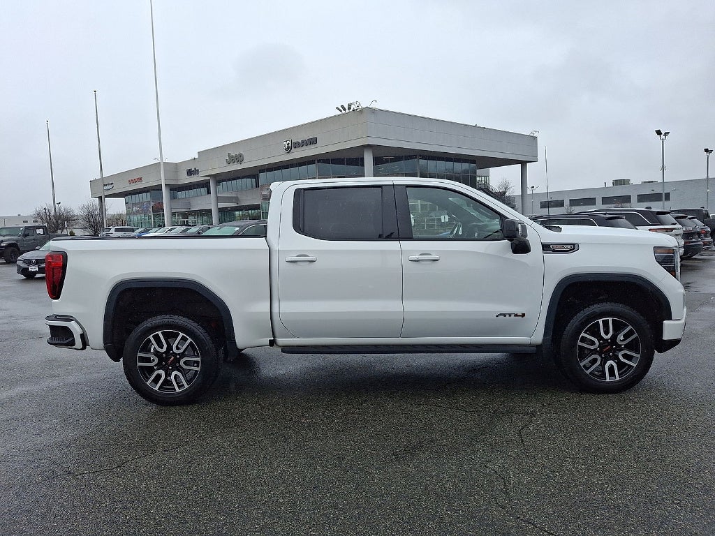 2022 GMC Sierra 1500 AT4