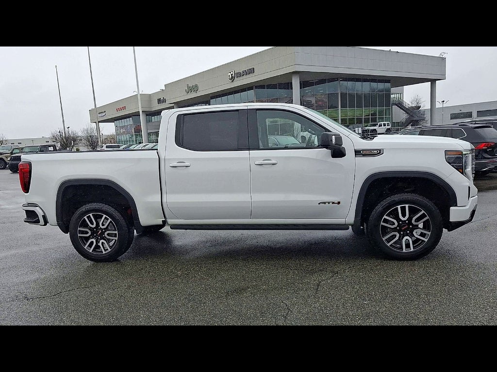 2022 GMC Sierra 1500 AT4