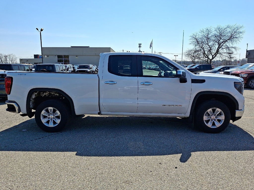 2023 GMC Sierra 1500 Pro