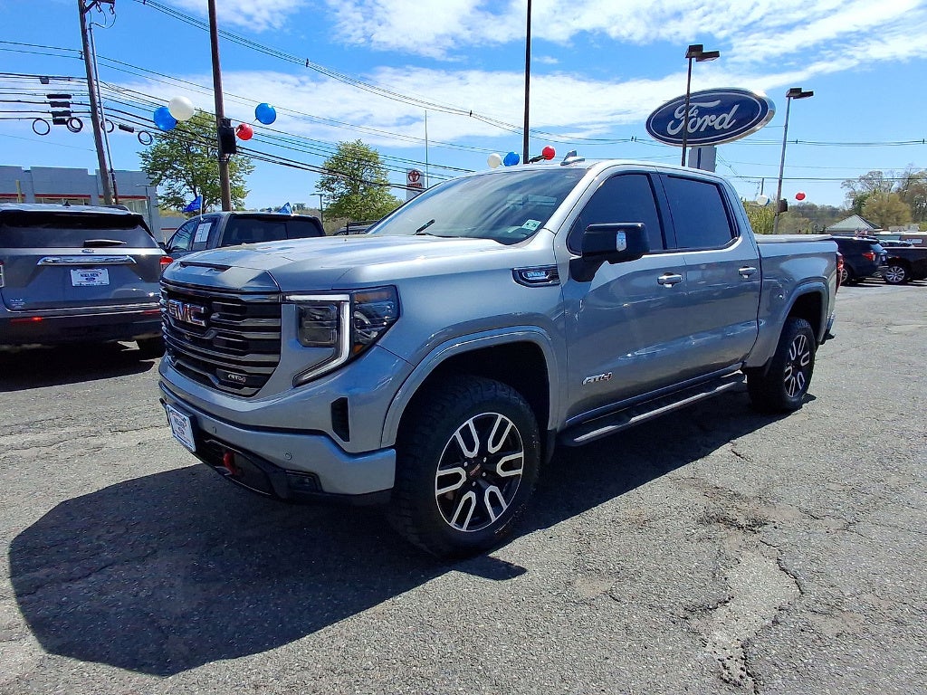 2023 GMC Sierra 1500 AT4