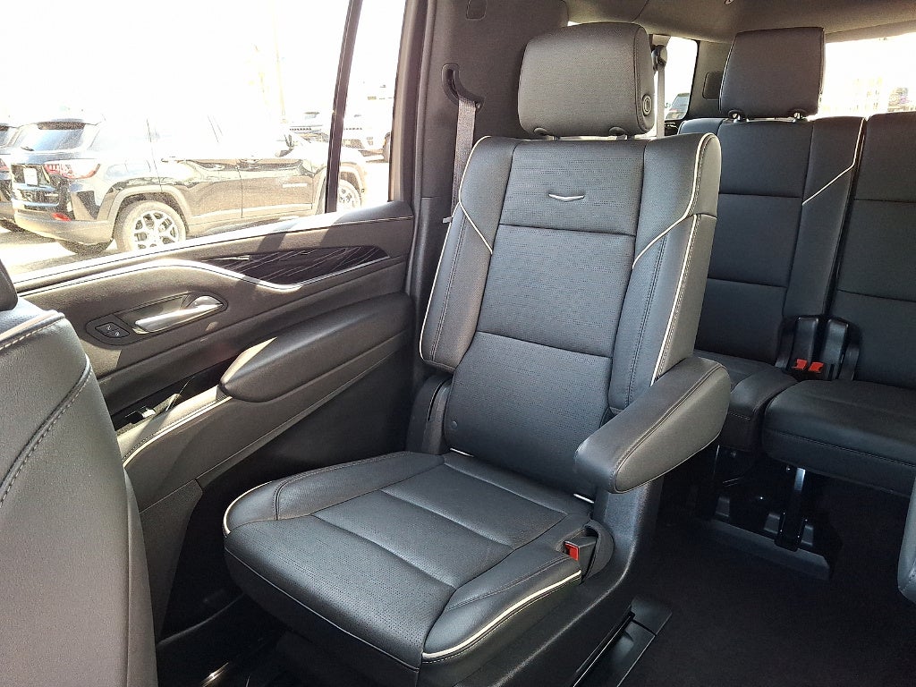 2022 Cadillac Escalade ESV Sport
