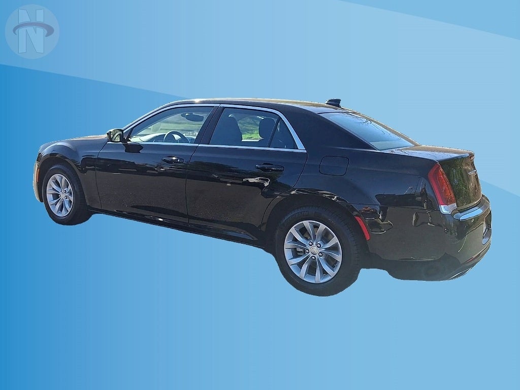 2023 Chrysler 300 Touring
