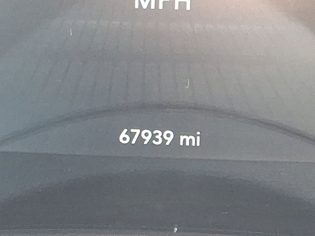 2016 Dodge Challenger SXT Plus