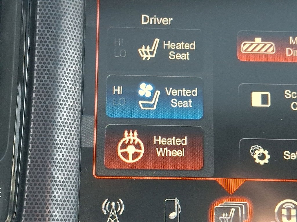 2016 Dodge Challenger SXT Plus