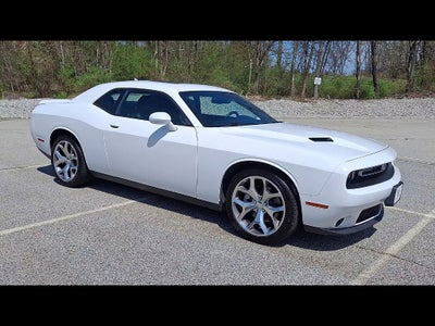 2016 Dodge Challenger SXT Plus