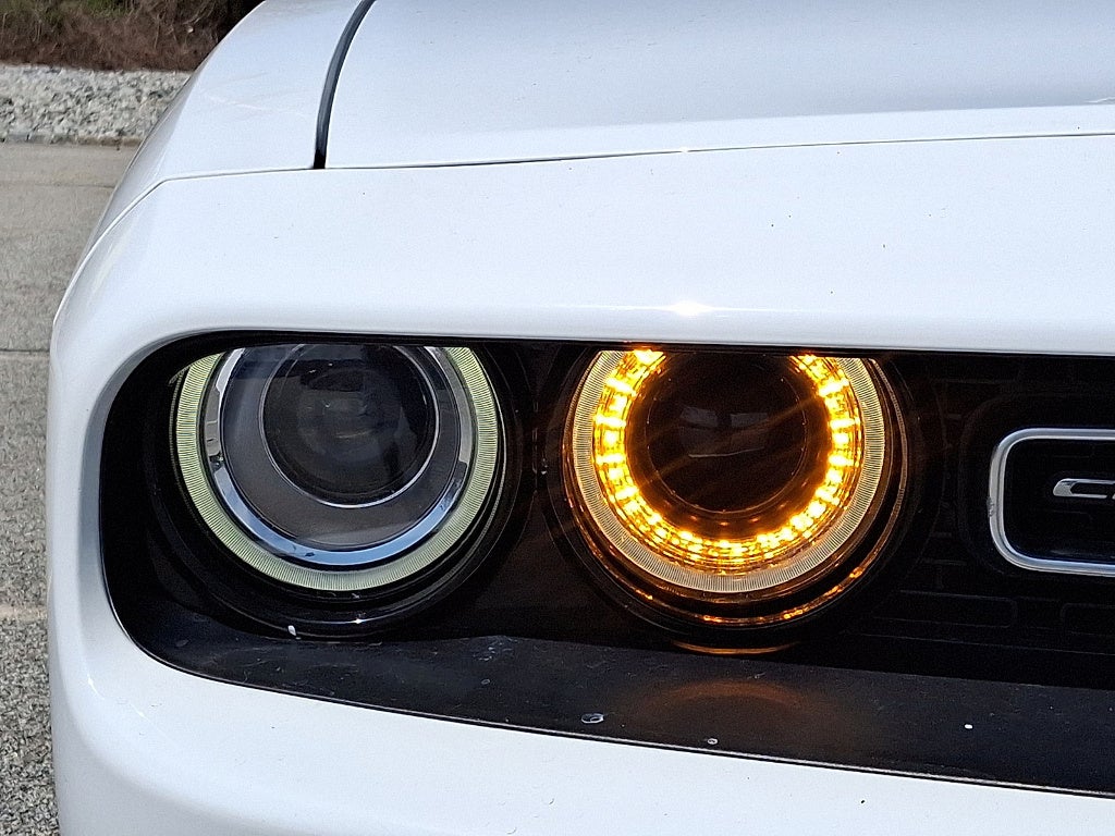 2016 Dodge Challenger SXT Plus