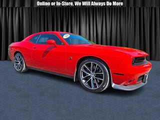 2016 Dodge Challenger 392 HEMI Scat Pack Shaker