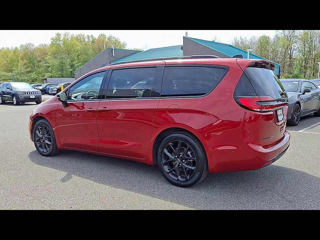 2025 Chrysler Pacifica Limited
