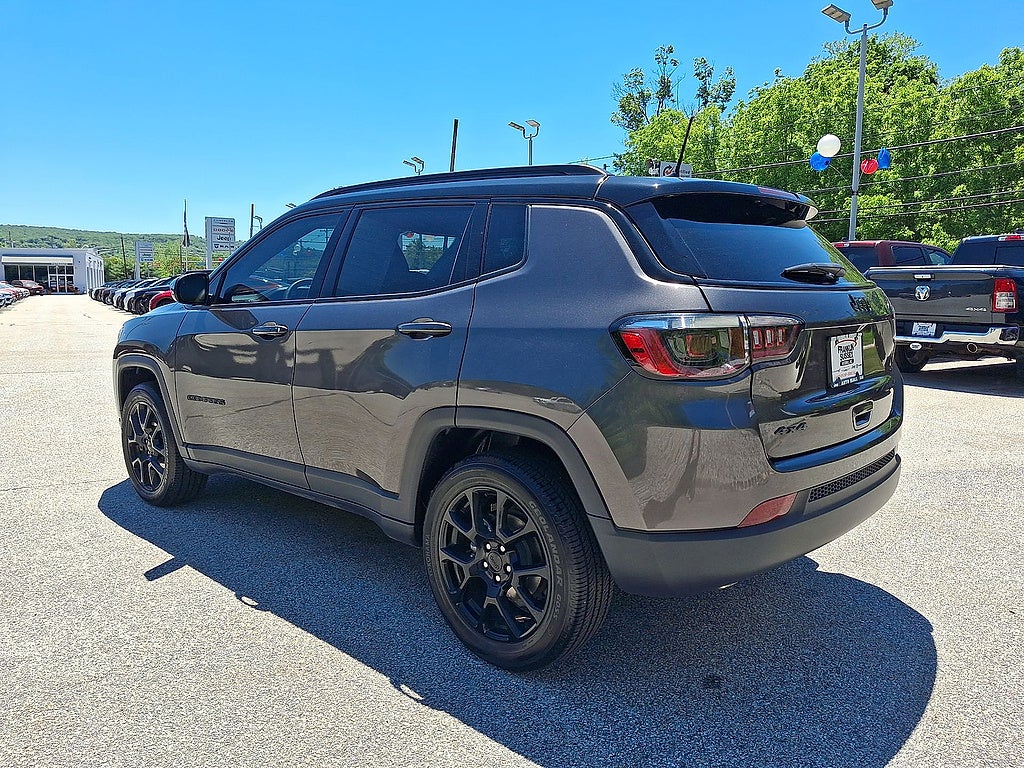 2023 Jeep Compass Altitude