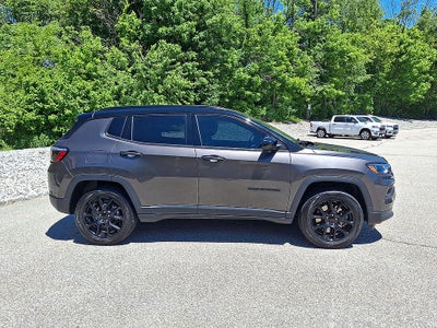 2023 Jeep Compass Altitude