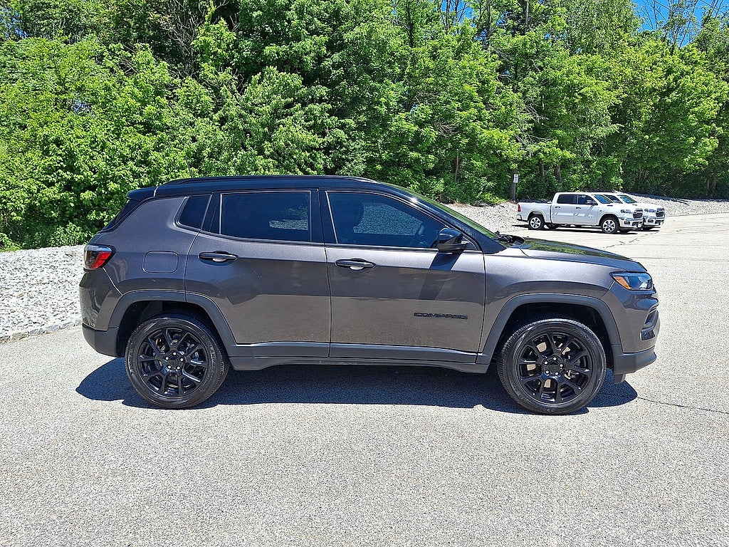 2023 Jeep Compass Altitude