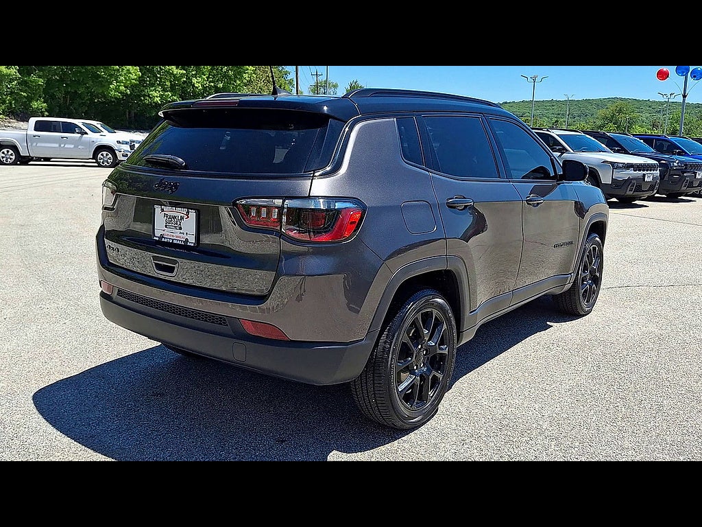 2023 Jeep Compass Altitude