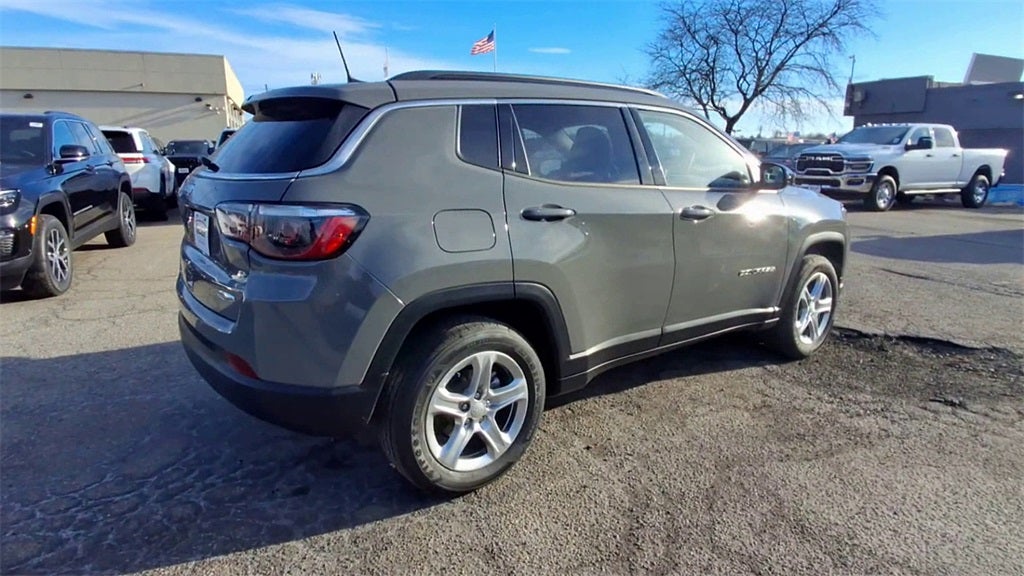 2023 Jeep Compass Latitude