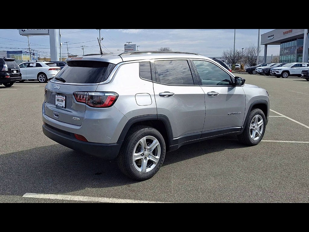 2023 Jeep Compass Latitude