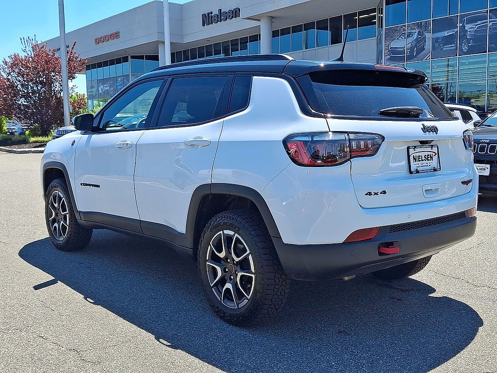 2025 Jeep Compass Trailhawk