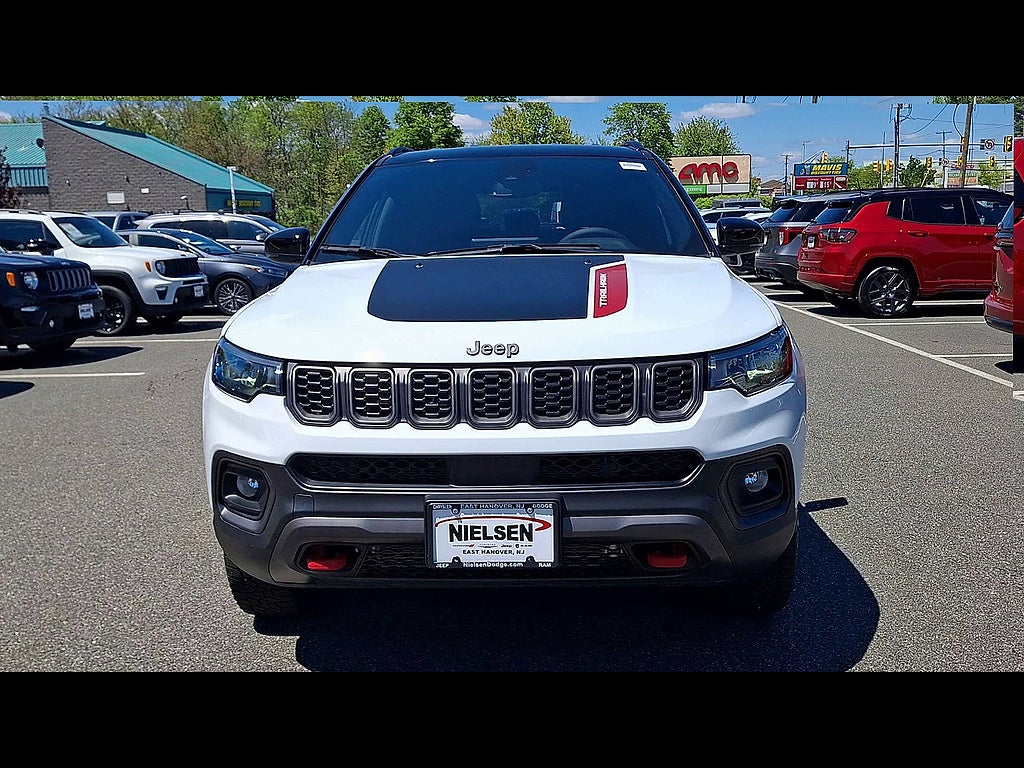 2025 Jeep Compass Trailhawk