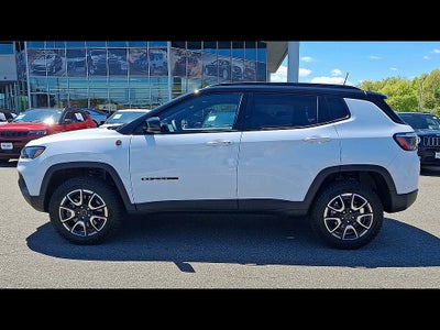 2025 Jeep Compass Trailhawk