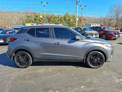 2024 Nissan Kicks SV