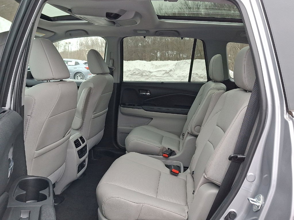 2022 Honda Pilot Elite