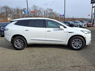 2024 Buick Enclave Essence