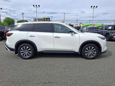 2025 INFINITI QX60 Pure