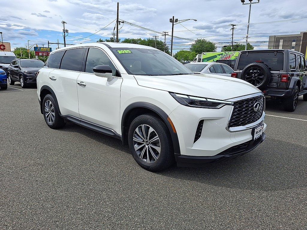 2025 INFINITI QX60 Pure