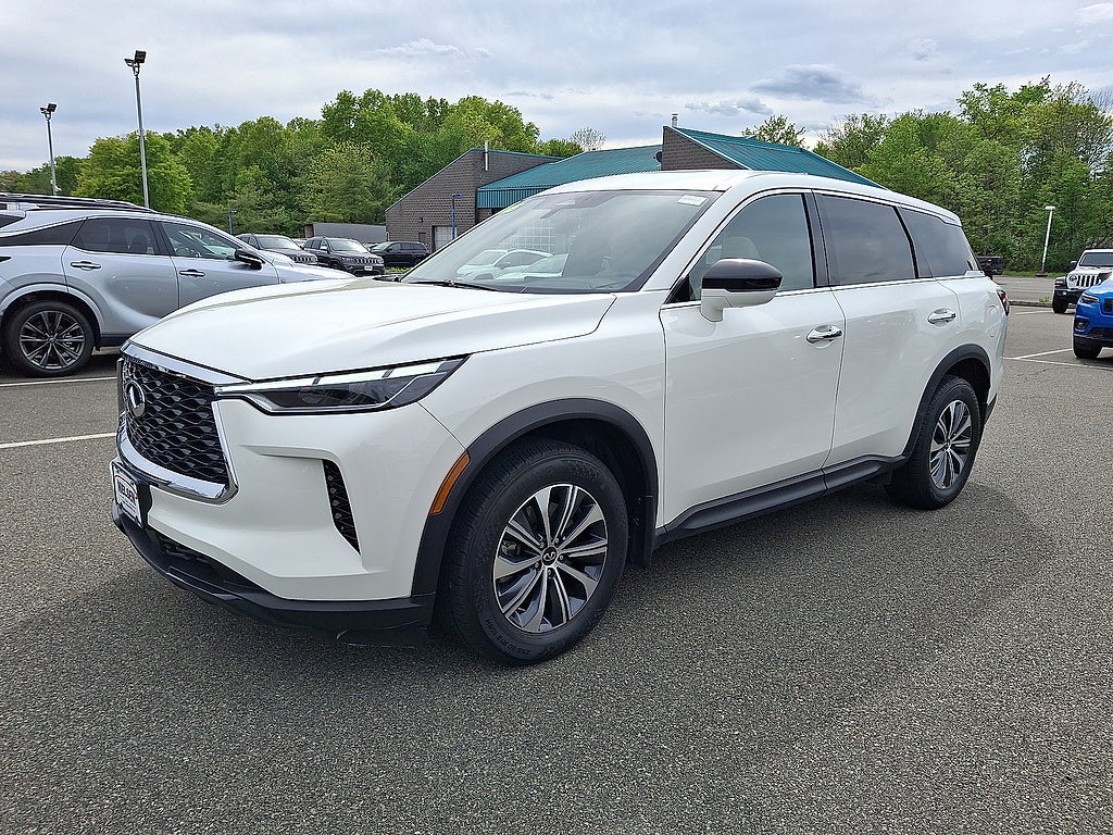 2025 INFINITI QX60 Pure