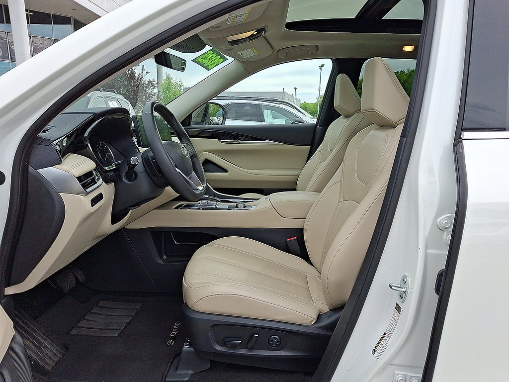 2025 INFINITI QX60 Pure
