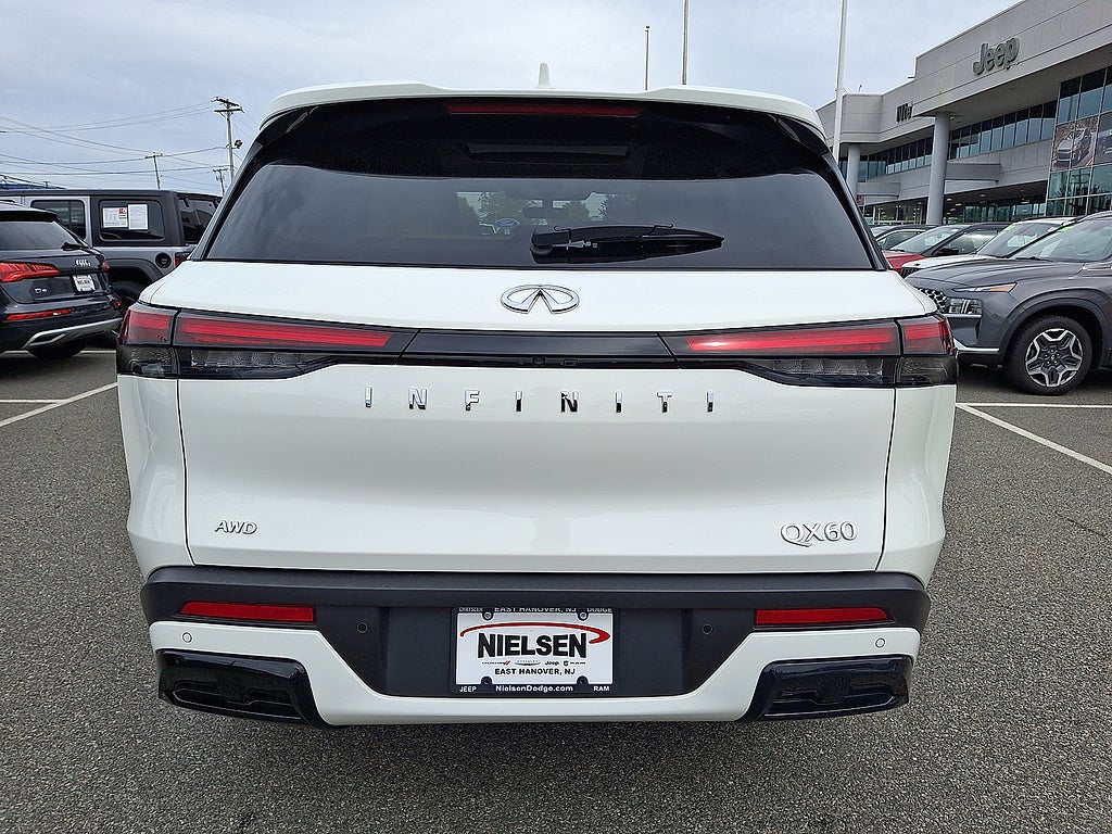 2025 INFINITI QX60 Pure
