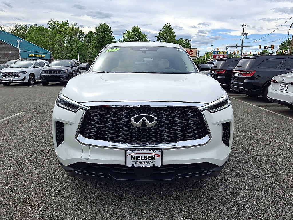 2025 INFINITI QX60 Pure