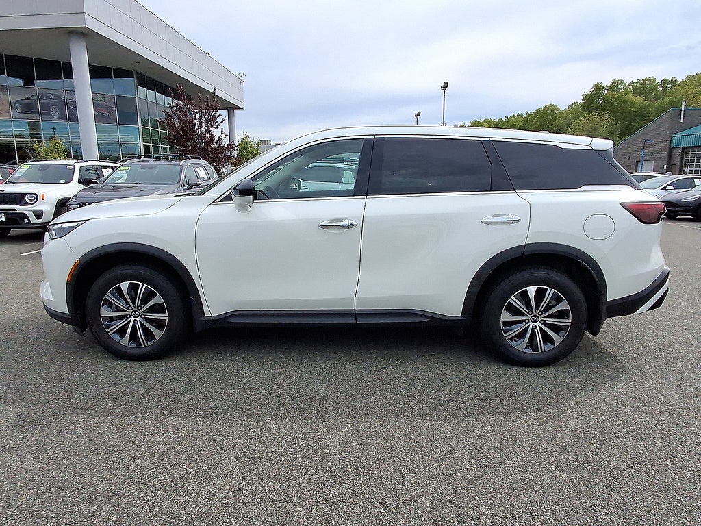 2025 INFINITI QX60 Pure
